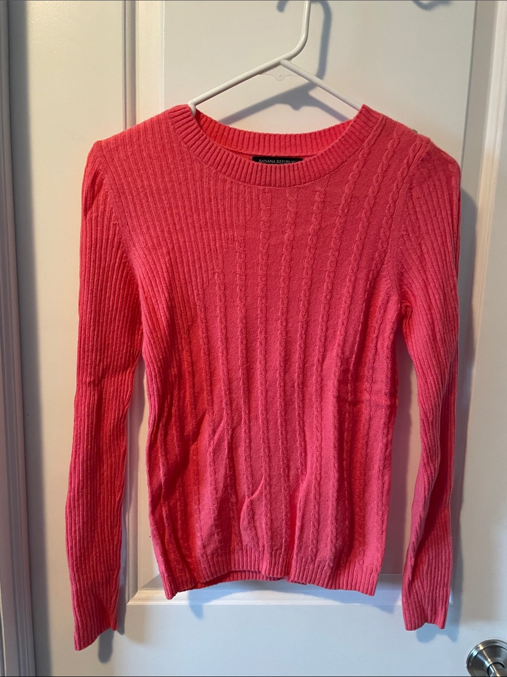 Banana Republic Coral Pink Cable Crew Sweater XS